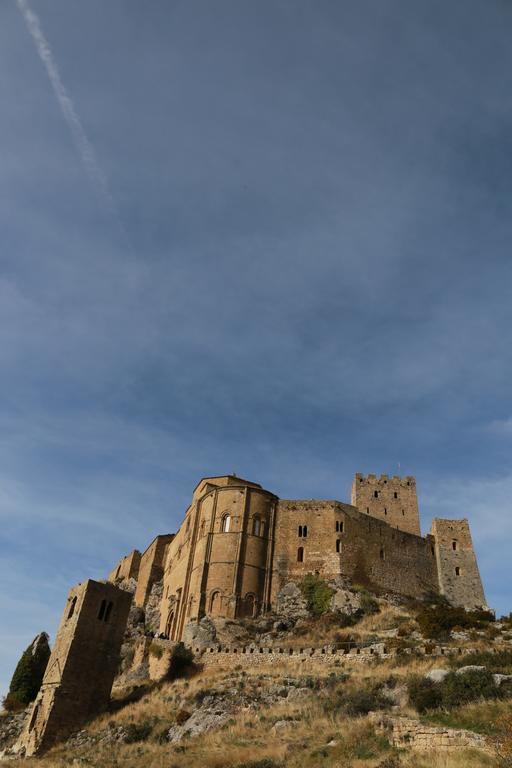 Hospederia De Loarre Ξενοδοχείο Εξωτερικό φωτογραφία
